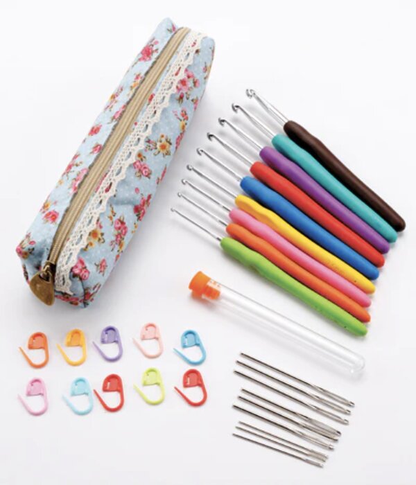 Annie's Crochet Hooks Set with Case