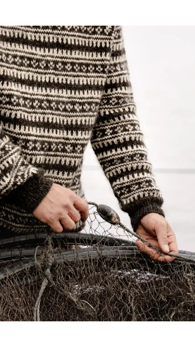 Lakeside Stitches - Gentle Knits from the North