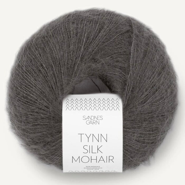 PetiteKnit Sunday  Discontinued Colours – STATEMENT JUNKIE YARN CO.